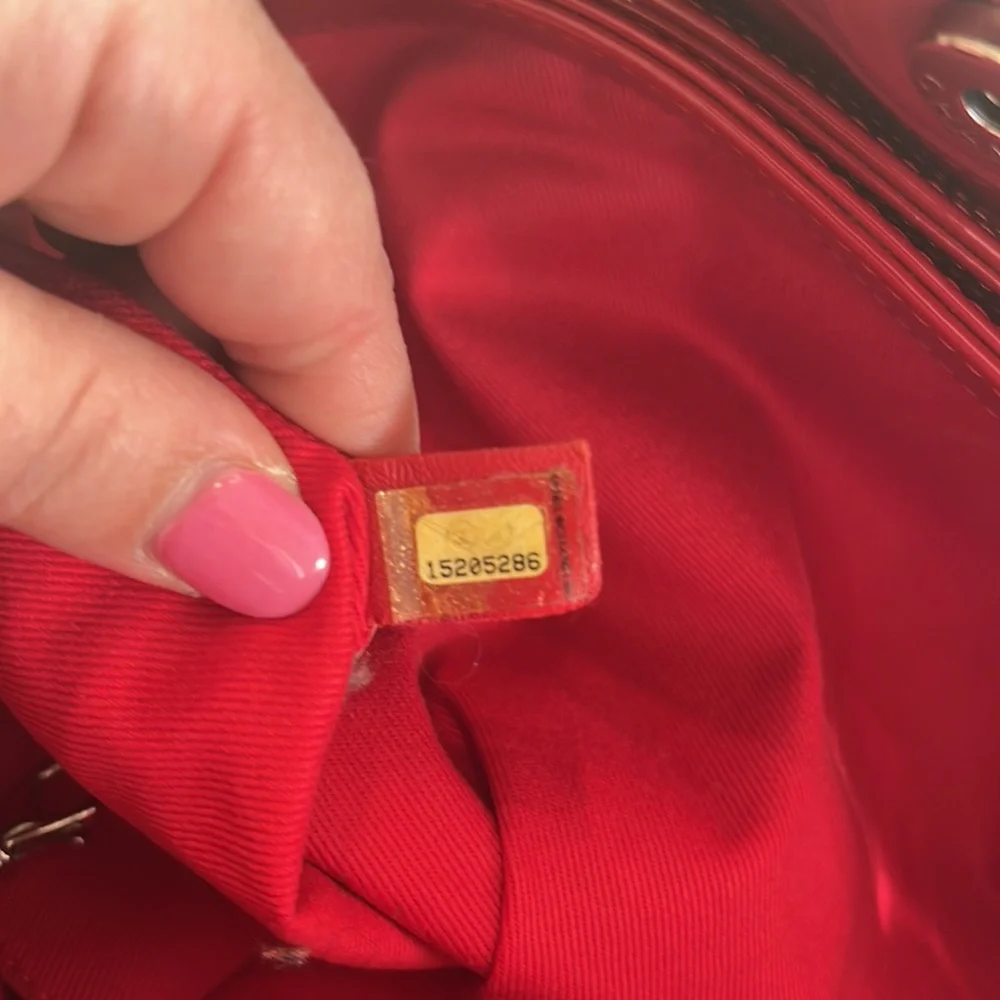 Chanel Red Patent Leather Shoulder Bag – 2010/2011 Karl Lagerfeld Collection